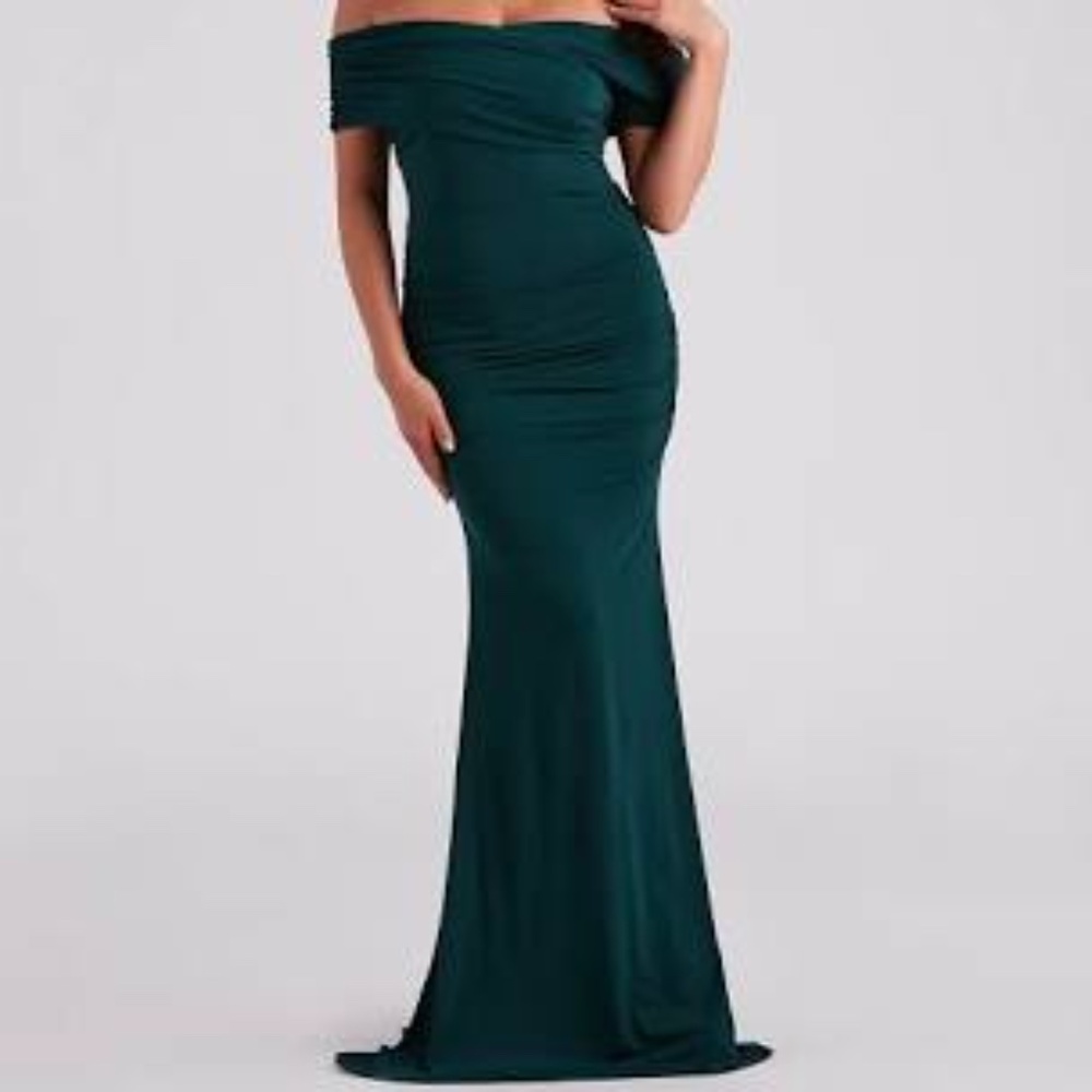 NWT WINDSOR LAYNE OFF SHOULDER MERMAID DRESS, HUNTER GREEN - Picture 4 of 4